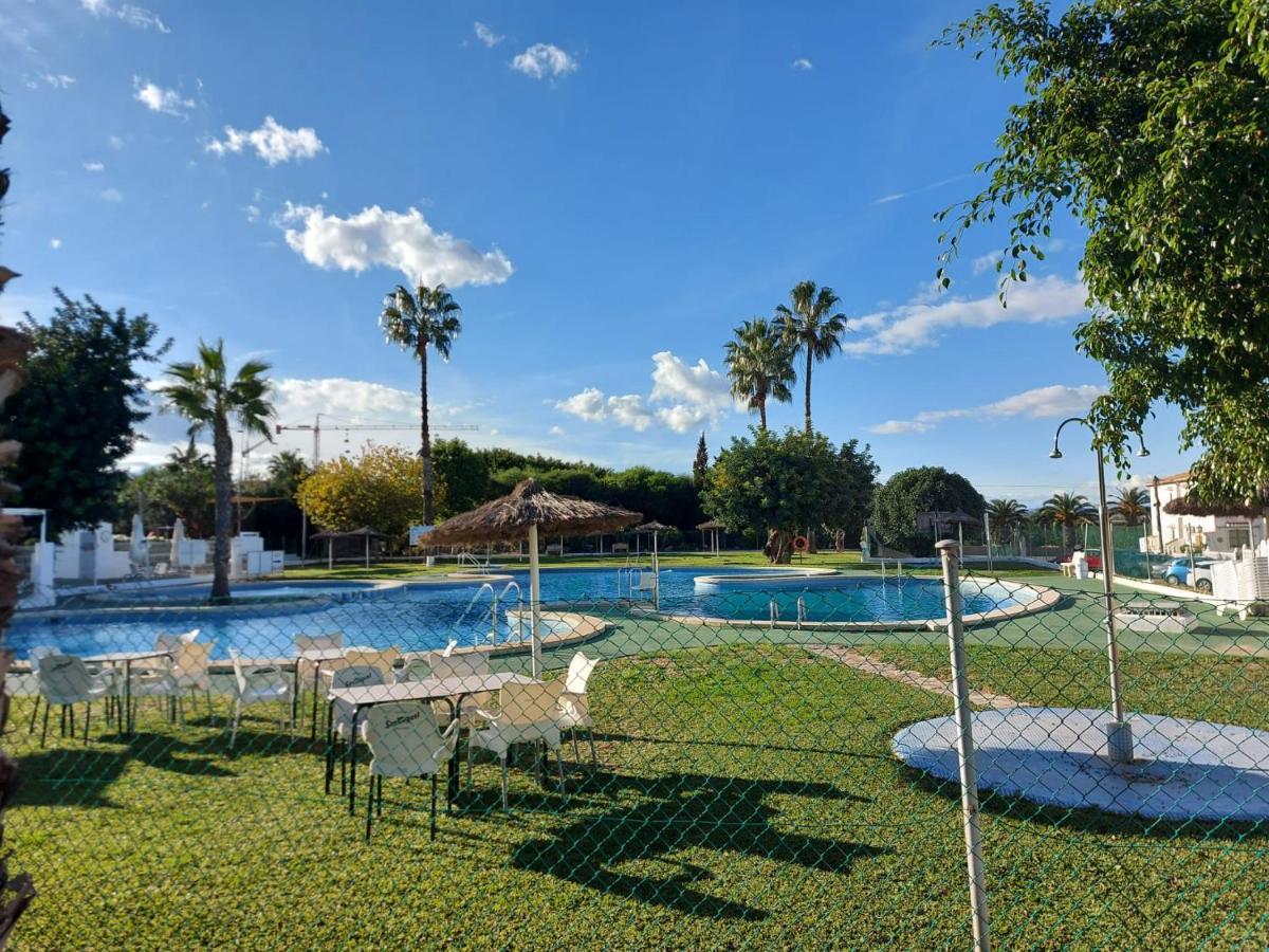Bebi Casa Apartment Torrevieja Bagian luar foto